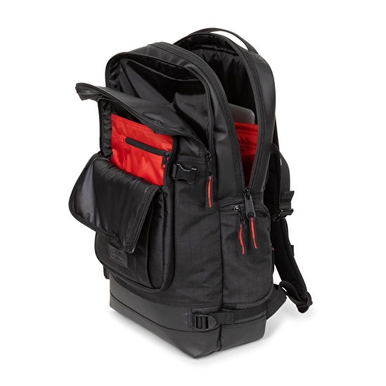 Eastpak TECUM L CNNCT RIP BLACK SIRT ÇANTASI