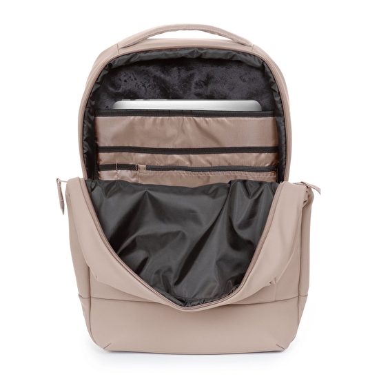 Eastpak TECUM F CNNCT F MATTE SAND SIRT ÇANTASI