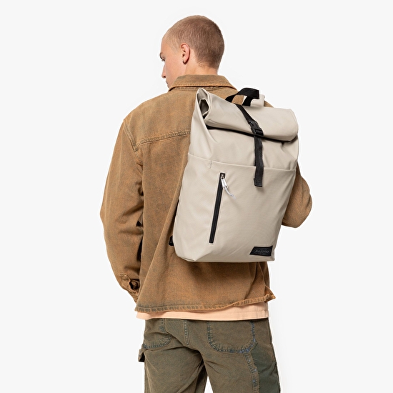 Eastpak UP ROLL TARP BEIGE SIRT ÇANTASI