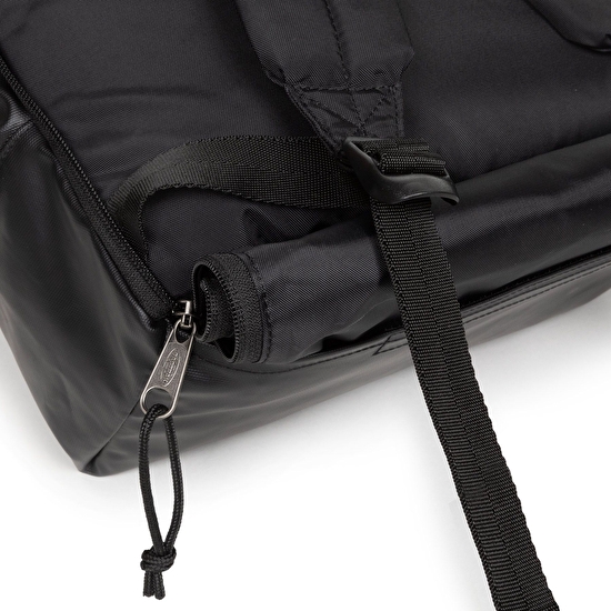 Eastpak UP ROLL BIKE TARP BLACK SIRT ÇANTASI