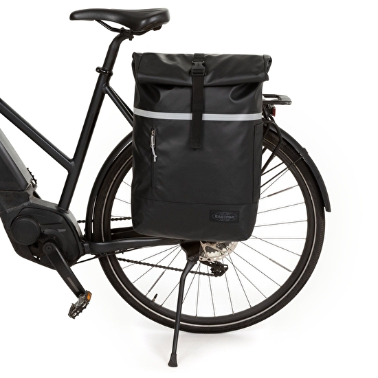 Eastpak UP ROLL BIKE TARP BLACK SIRT ÇANTASI