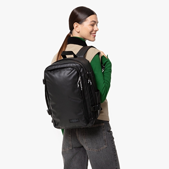 Eastpak CABIN PAK'R TARP BLACK SIRT ÇANTASI