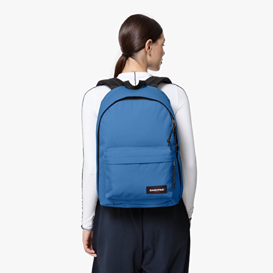 Eastpak OUT OF OFFICE HEALING BLUE SIRT ÇANTASI
