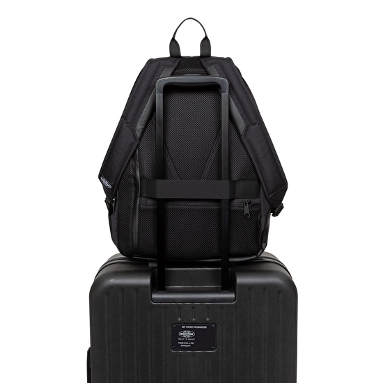 Eastpak ICON PAK'R ON BLACK SIRT ÇANTASI