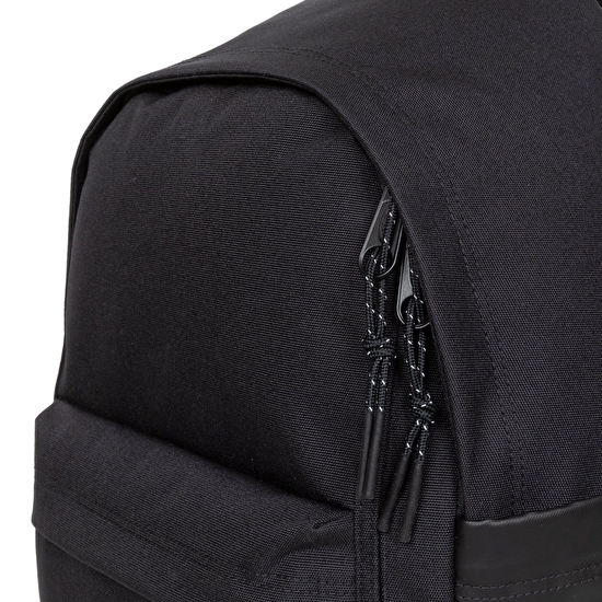 Eastpak ICON PAK'R ON BLACK SIRT ÇANTASI