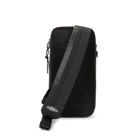 Eastpak ICON SLING ON BLACK SIRT ÇANTASI