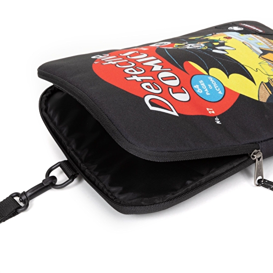 Eastpak DC COMICS X EASTPAK BLANKET M BATMAN COVER LAPTOP KILIFI